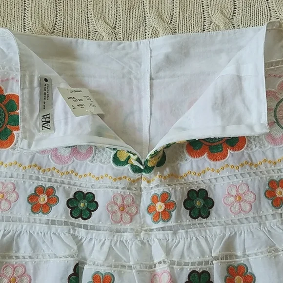 Zara NWOT Embroidered Light Cotton Skort - Picture 8 of 12